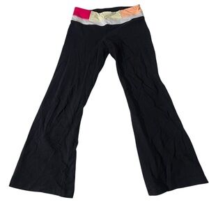 Lululemon boot cut yoga leggings